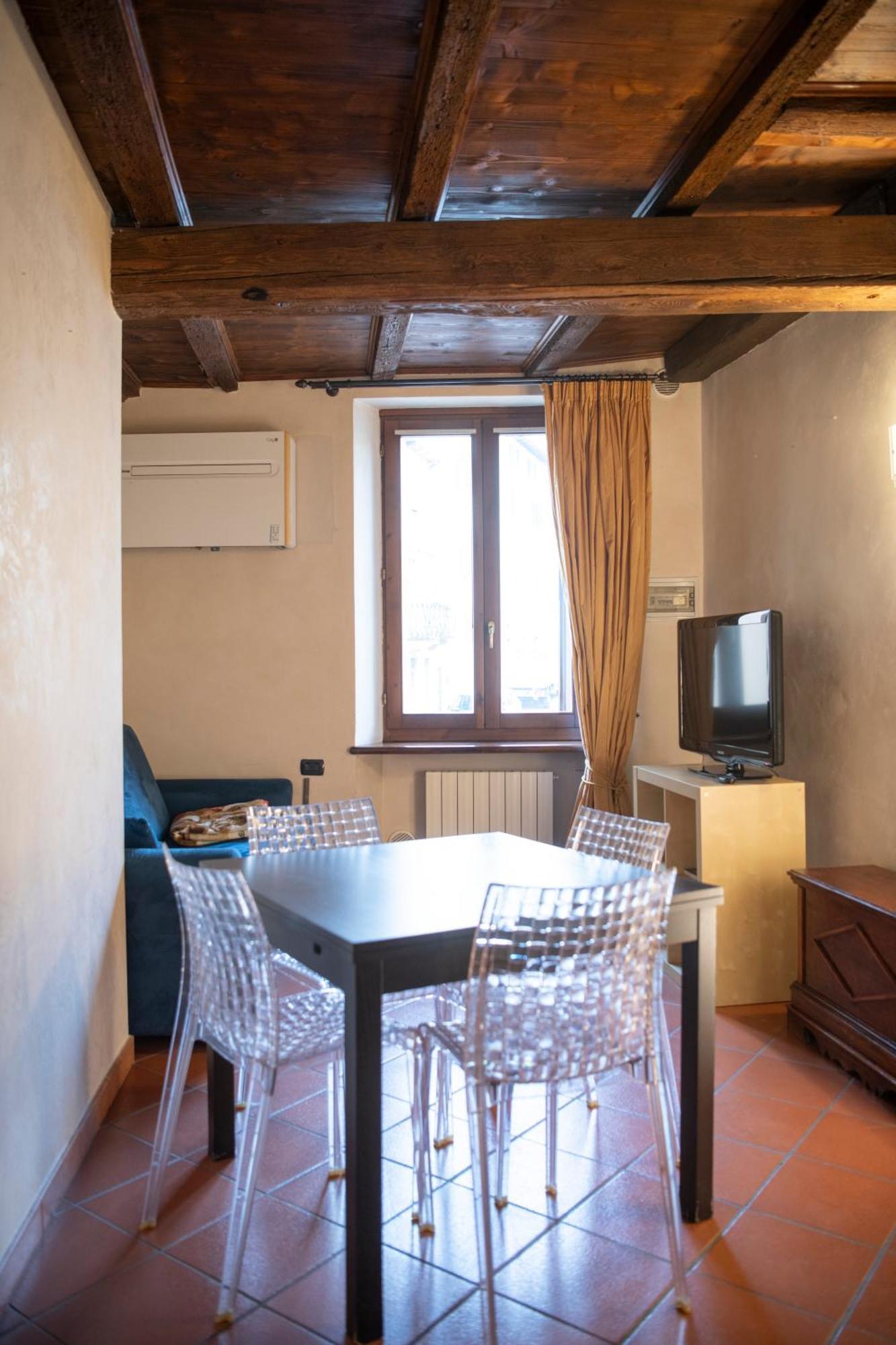 Ai Piedi Del Castello / 4Pl / Apt. Full Verona Dış mekan fotoğraf