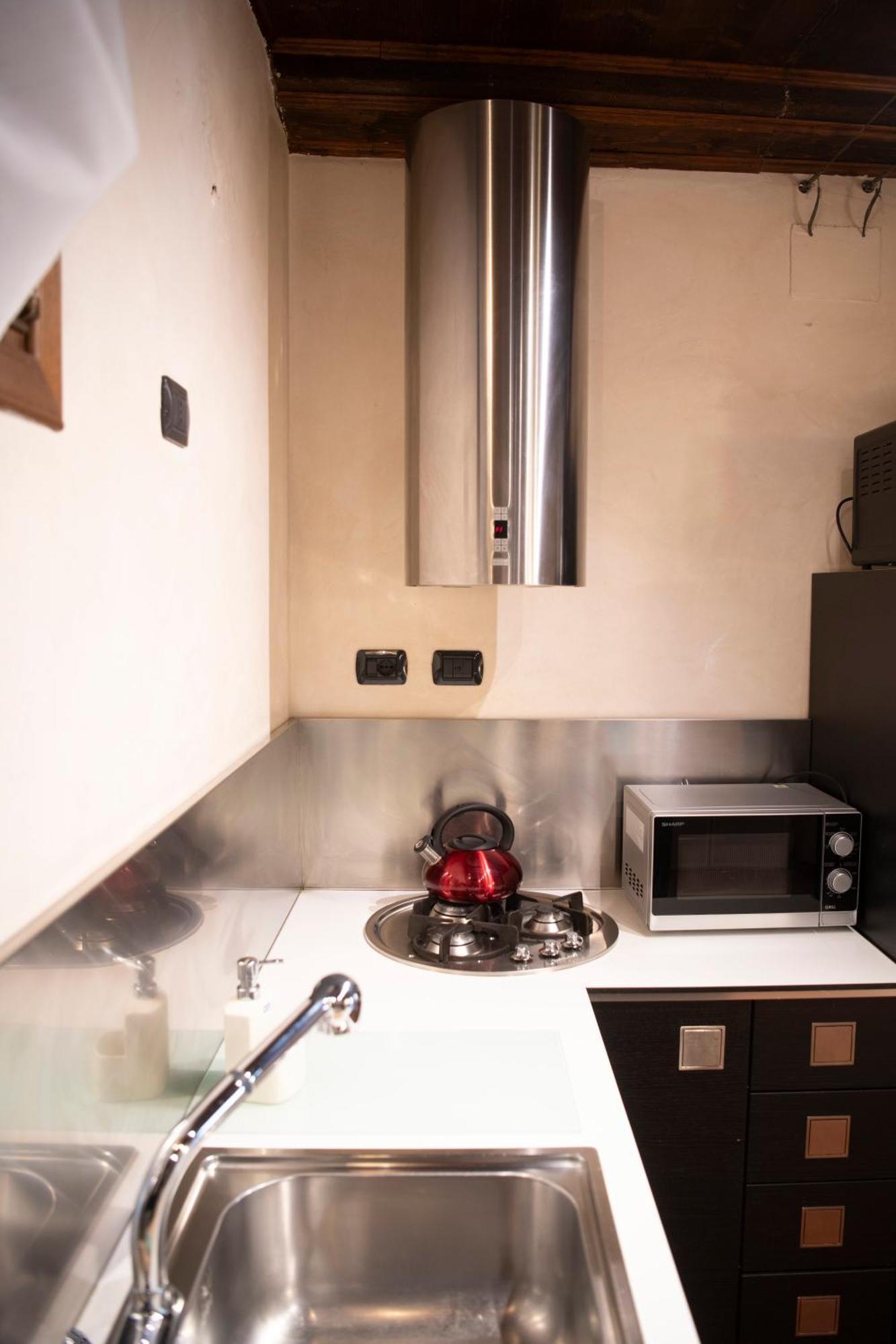 Ai Piedi Del Castello / 4Pl / Apt. Full Verona Dış mekan fotoğraf